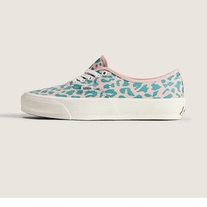 Vans Mens And Women's Cheetah  Teal and Pink Patterned Sneakers Mens Sz 8 Wm 9.5